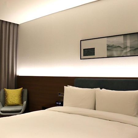 Hilton Garden Inn Seoul Gangnam Екстериор снимка